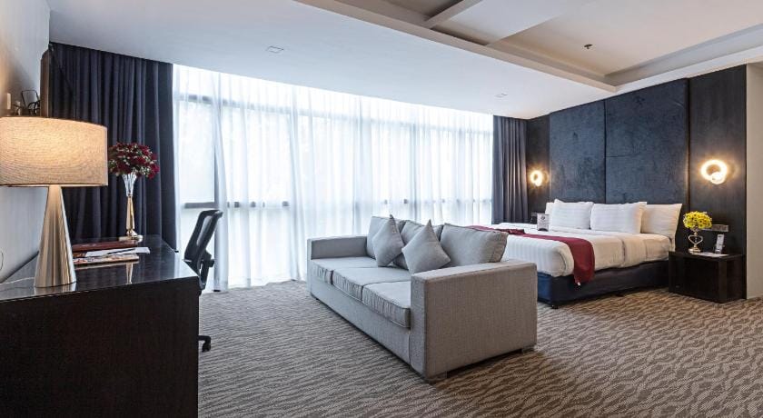 Sarrosa International Hotel And Residential Suites Hotel in Lapu-Lapu City