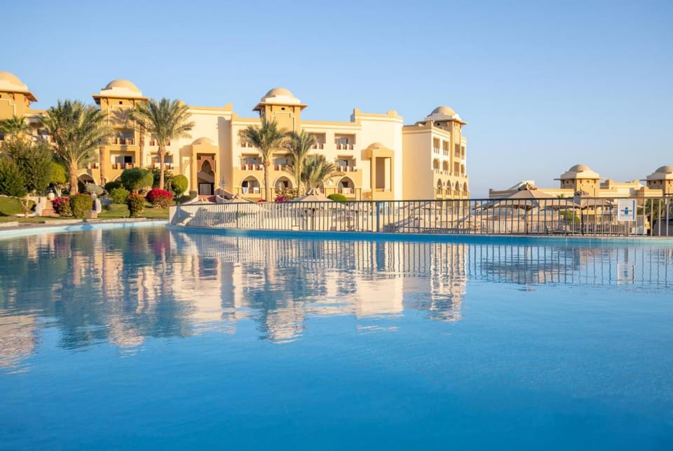 Serenity Makadi Beach Resort in Hurghada