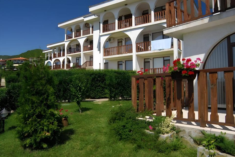 Breeze Apartment Complex Hotel in Burgas Province