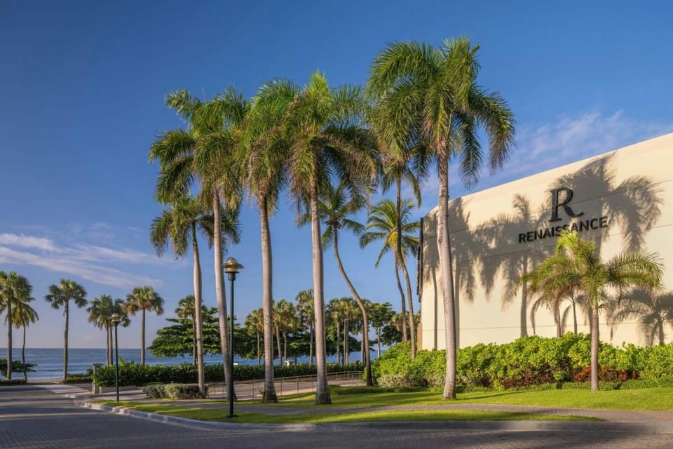 Renaissance by Marriott Santo Domingo Jaragua Hotel & Casino Hotel in Santo Domingo