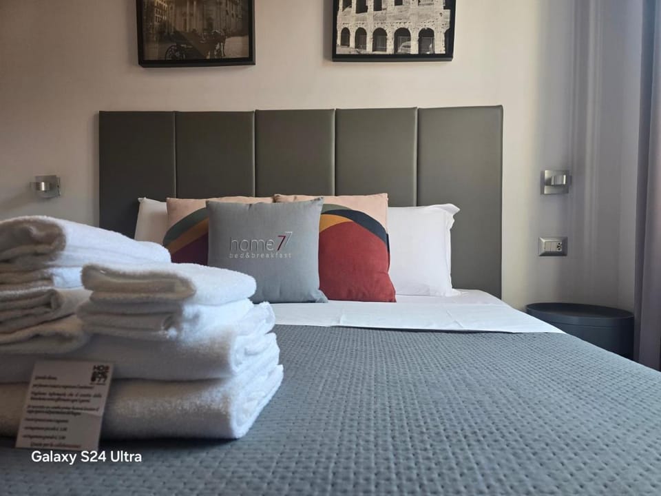 B&B Home 77 Bed and Breakfast in Rome