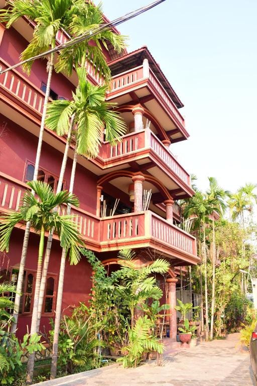 Bou Savy Guesthouse Bed and Breakfast in Krong Siem Reap