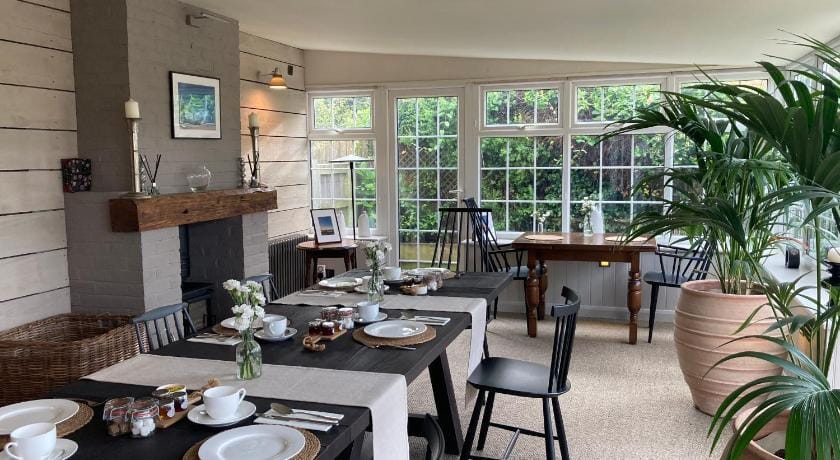 The Old Bell Guesthouse Hotel in Breckland District