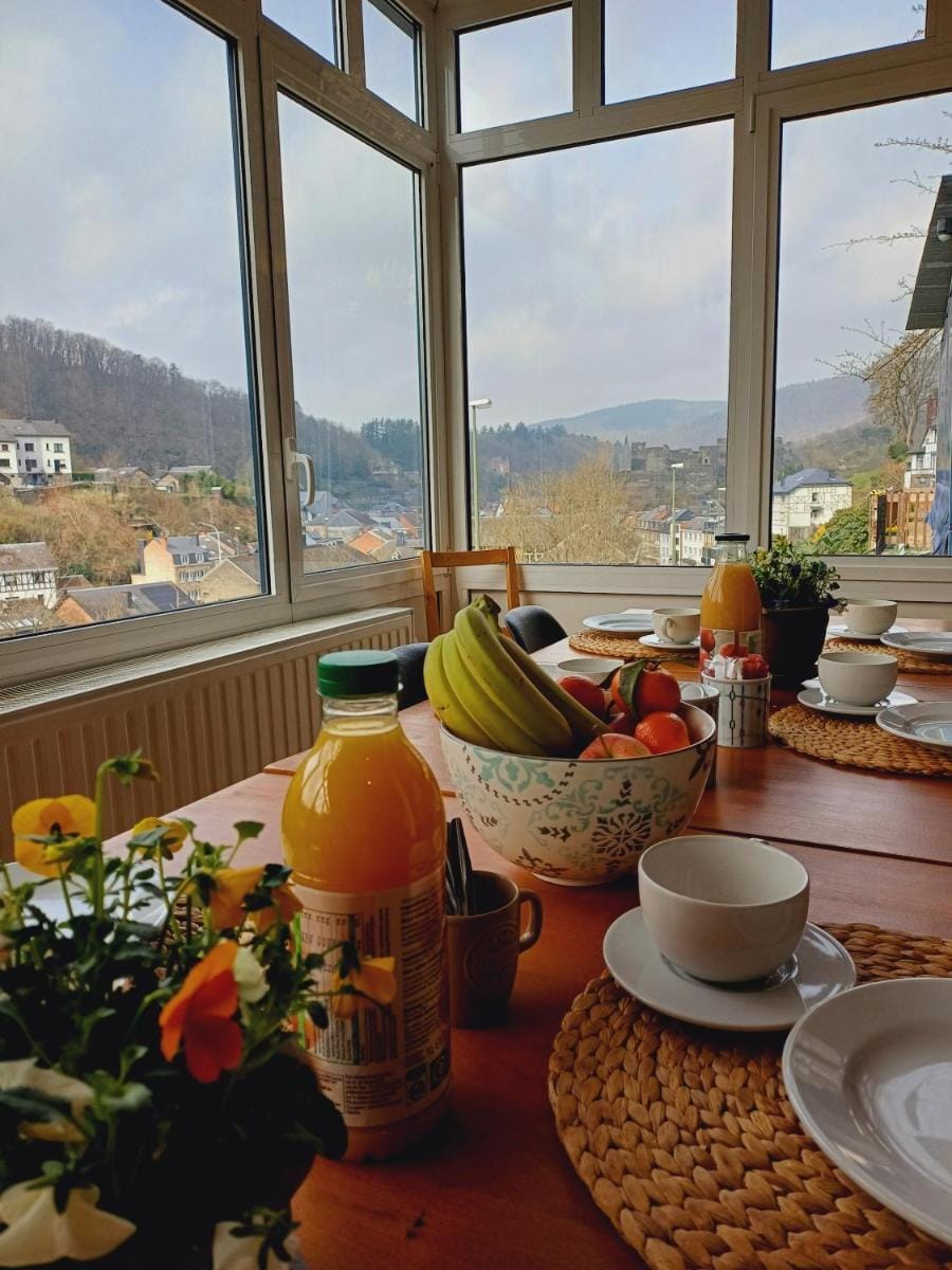 Gite Villa le Monde - La Roche-en-Ardenne Vacation rental in Wallonia, Belgium