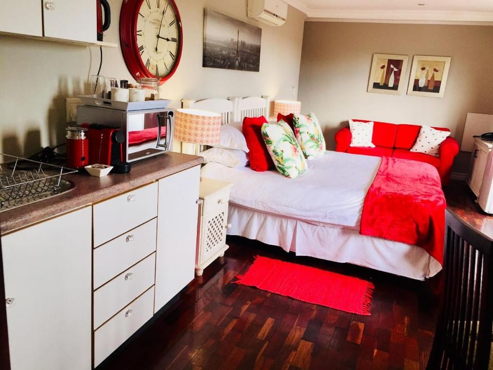 AMORIS GUESTHOUSE WATERKLOOFRIDGE Hotel in Pretoria