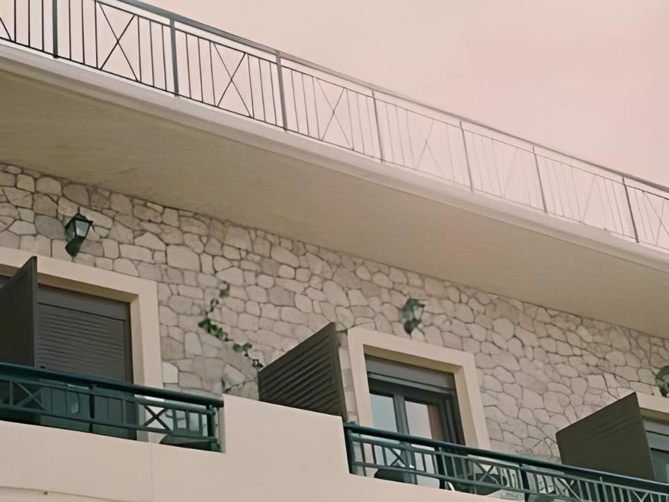 Mpalkoni sti Monemvasia Hotel Hotel in Islands