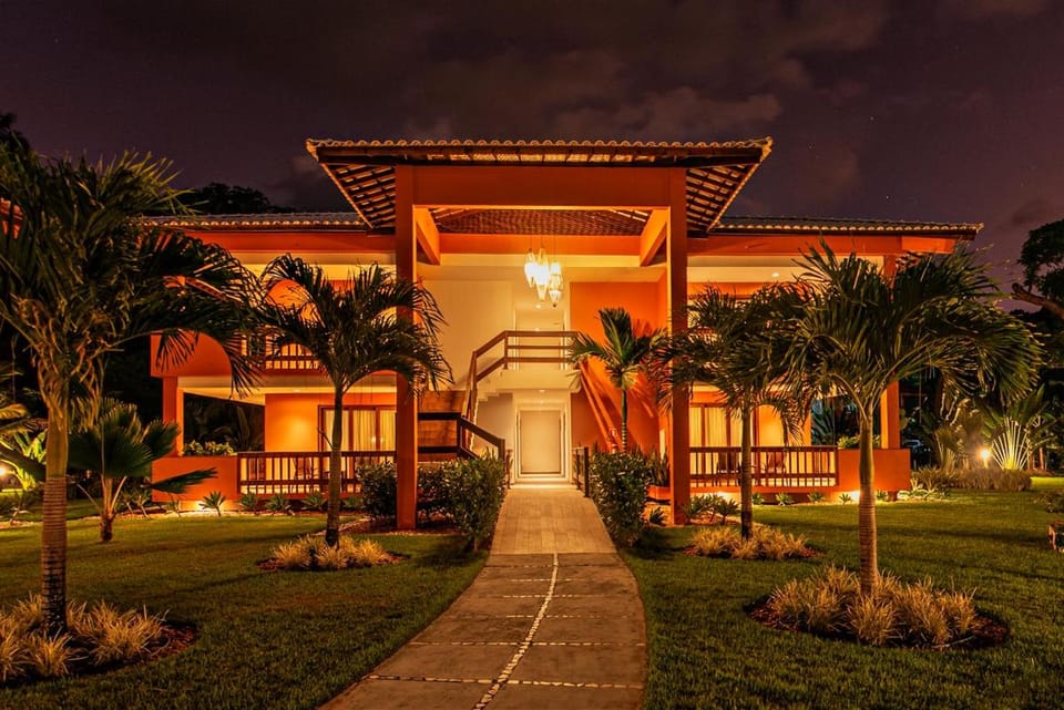Village Paraíso Tropical Hotel in Ilha de Tinharé