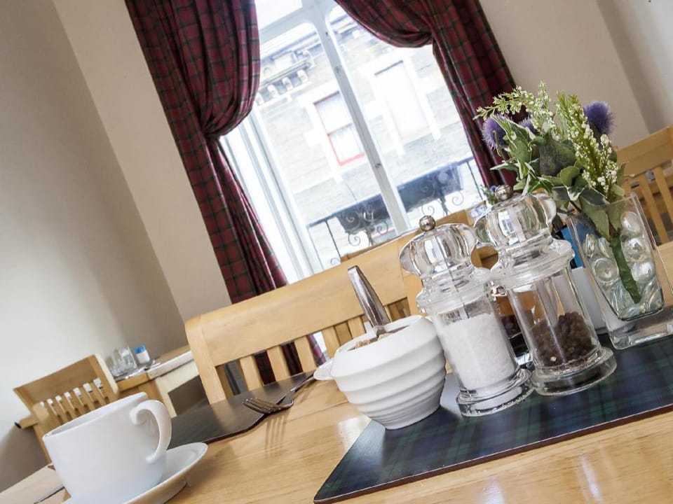 Bank Guest House Hotel in Wick