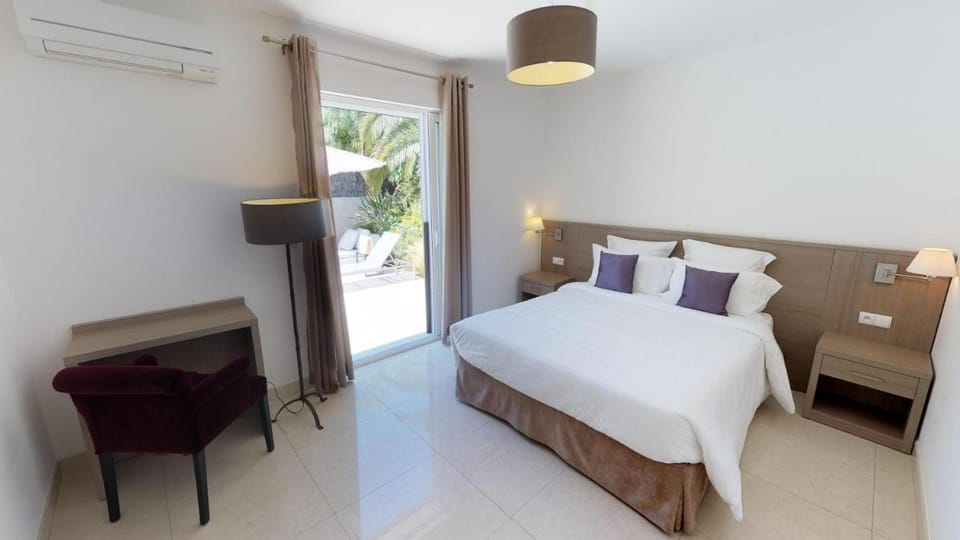 Domaine Villas Mandarine & Spa Hotel in Calvi