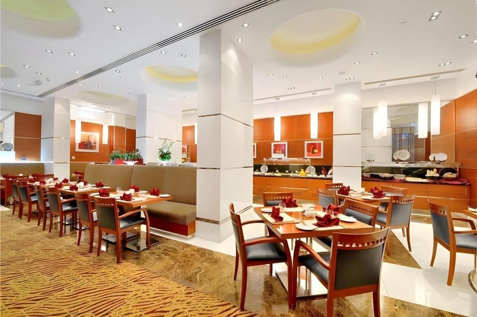 Golden Sands Hotel Hotel in Al Sharjah
