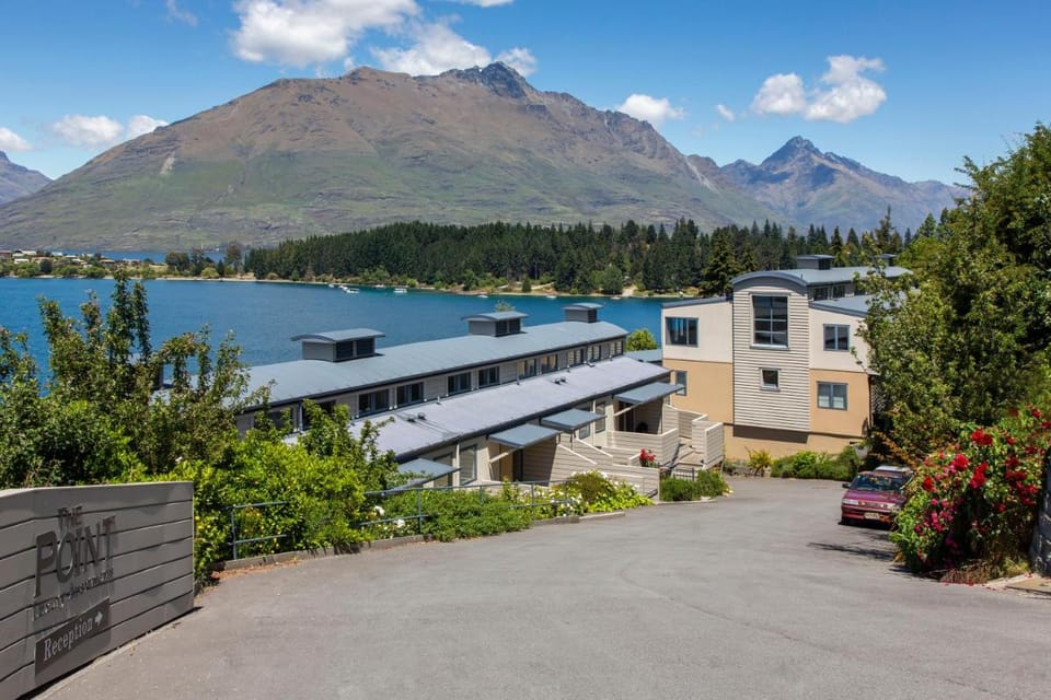 Mantra The Point Apartment hotel in Queenstown