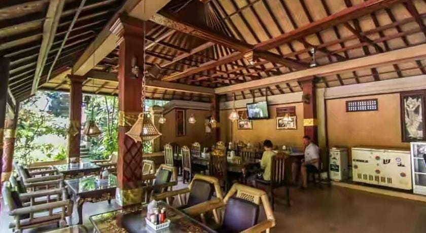 Dewa Bharata Bungalows Legian Hotel in Kuta
