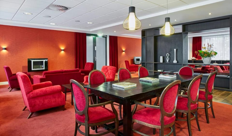 Holiday Inn Express Amsterdam - Schiphol By IHG Hotel in South Holland (province)