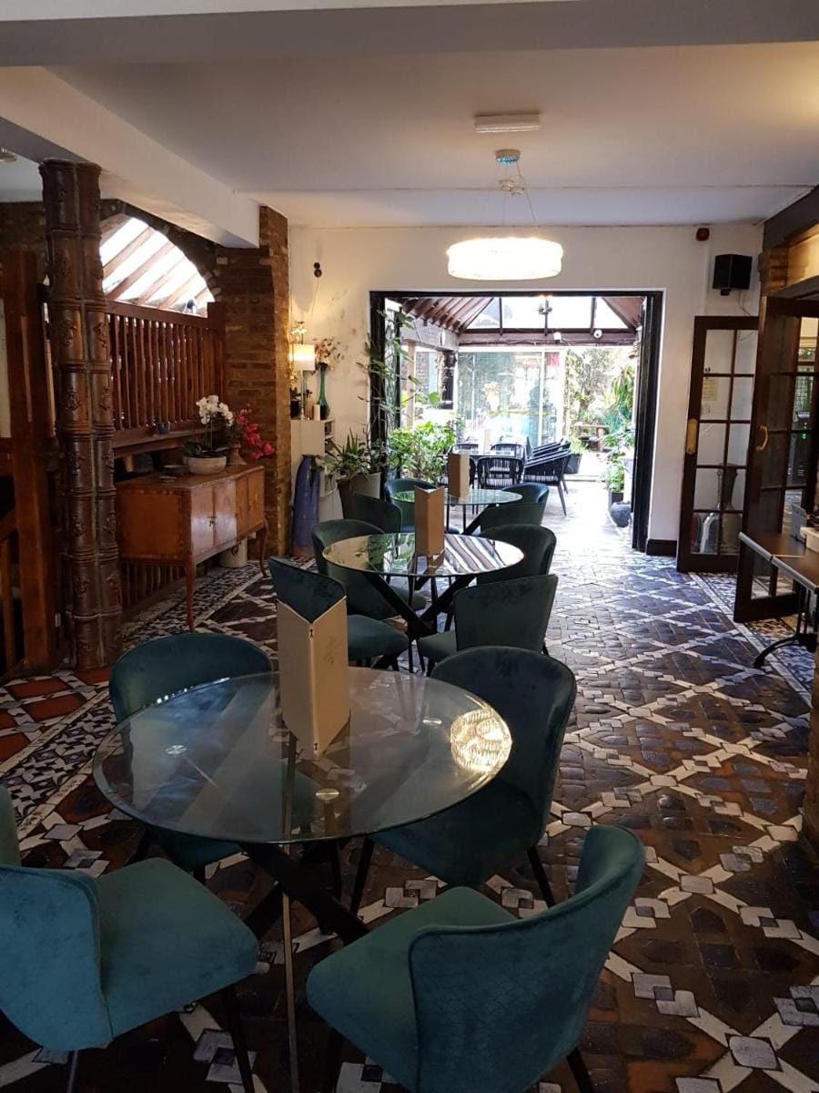 Madonna Halley Hotel Hotel in Edgware
