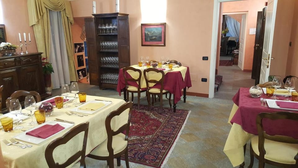 Hotel Palazzo Di Mezzo Hotel in Piedmont