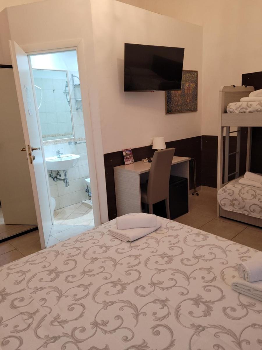 Evergreen Bed and Breakfast in Rome