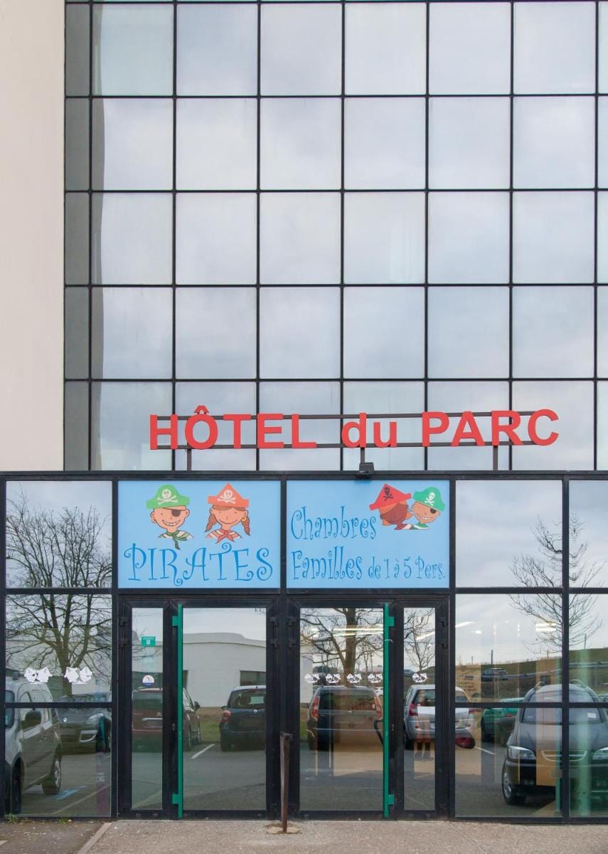Hôtel Du Parc - Pirates Hotel in Centre-Val de Loire