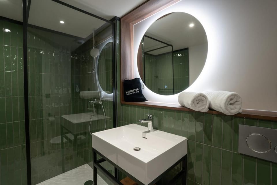 Kyriad Montpellier Sud - A709 Hotel in Lattes