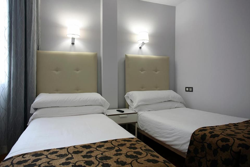 Casual Gurea Bed and Breakfast in Bilbao