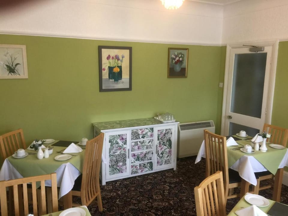 The Hilary Guesthouse Bed and Breakfast in Llandudno