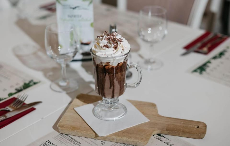 Hotel i Restauracja "Pod Orłem" Hotel in Pomeranian Voivodeship