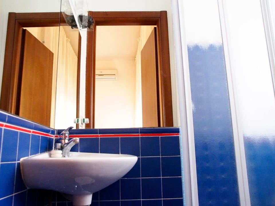2 Passi Da Bed and Breakfast in Rome