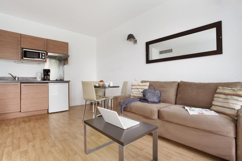 Appart'hÃ´tel Odalys City - Monaco Les Hauts de la PrincipautÃ© Apartment hotel in Avenue du Carnier