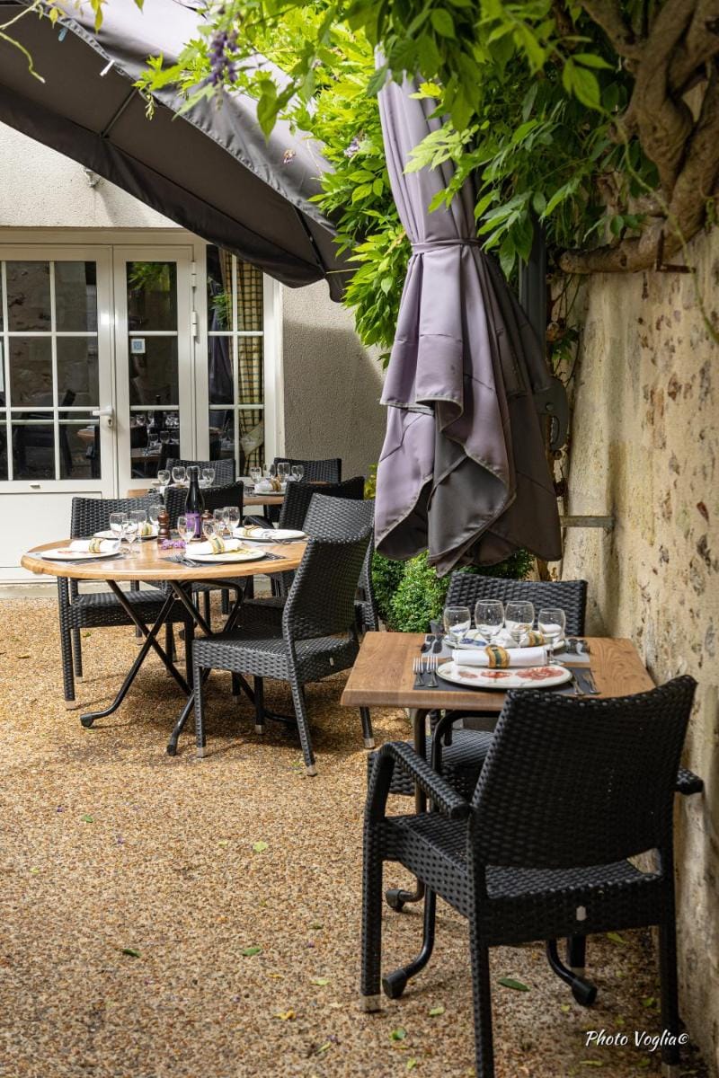 Logis Auberge Le Colombien - Hôtel et Restaurant Hotel in Centre-Val de Loire