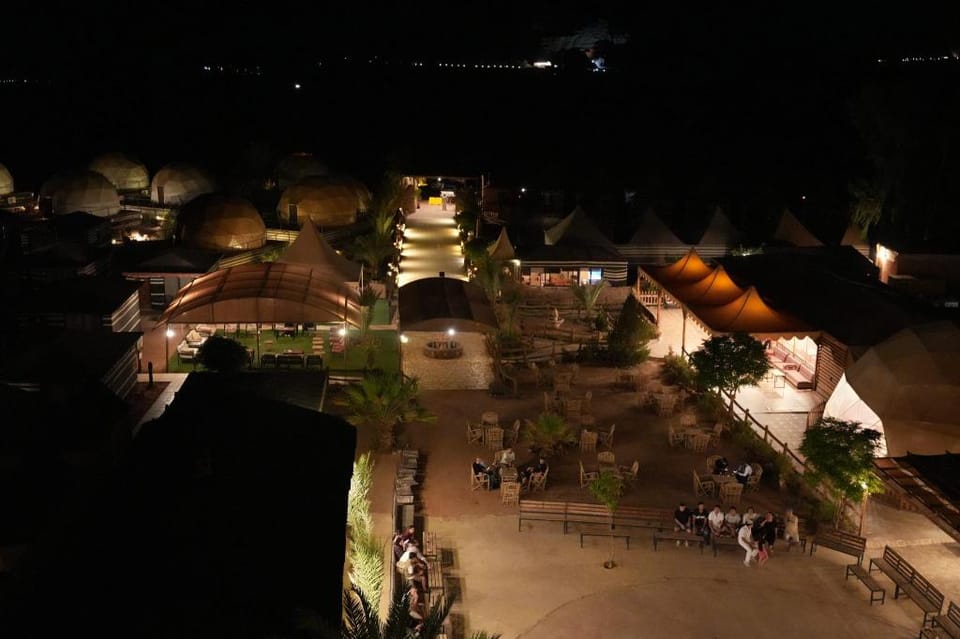 Hasan Zawaideh Camp Luxury tent in Africa