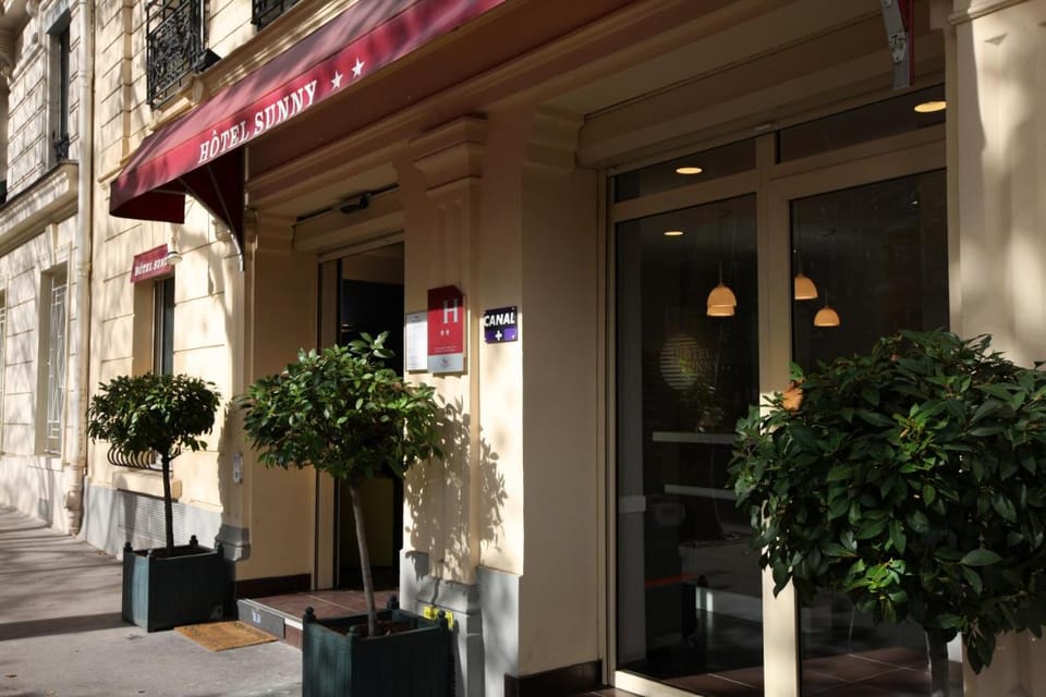 Hôtel Sunny Hotel in Paris