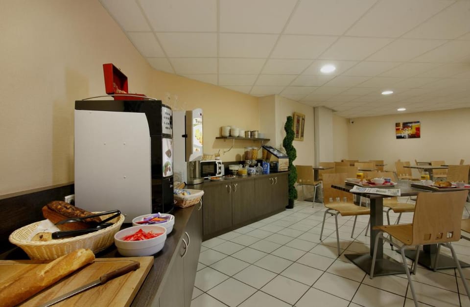 The Originals City, Hotel L'Acropole, Saint-Etienne Sud (Inter-Hotel) Hotel in Saint-Étienne