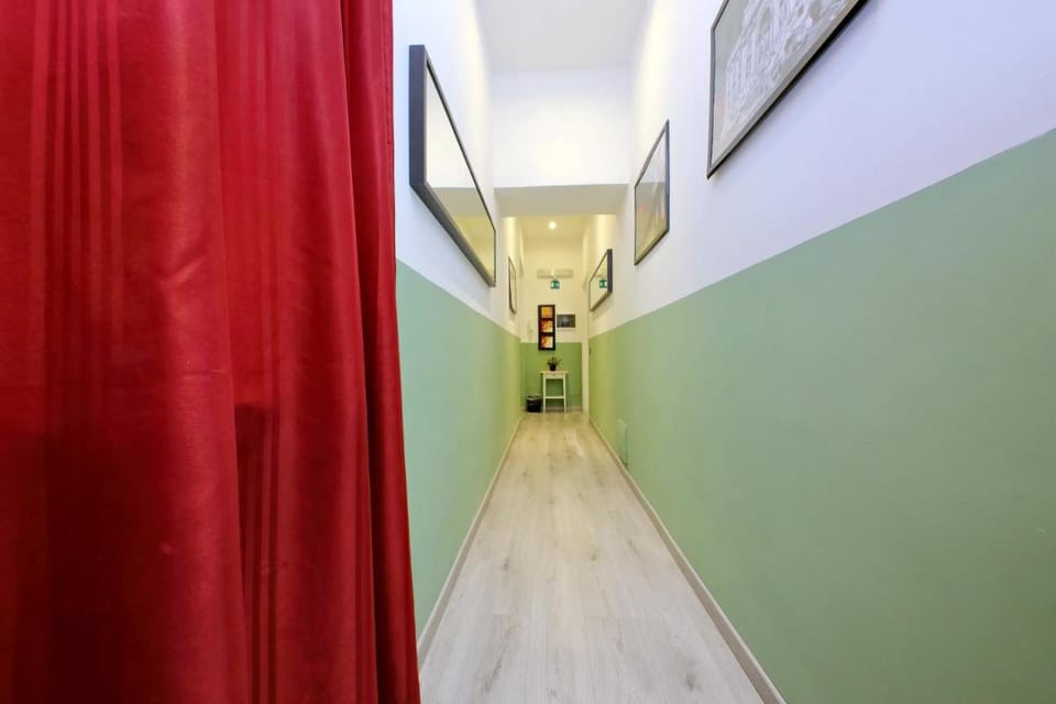 Lucky Holiday Rooms Bed and Breakfast in Rome