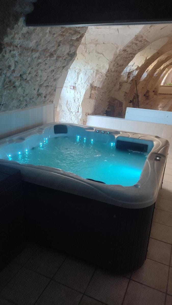 Domaine de la Courbe Hôtel & Spa Hotel in Centre-Val de Loire