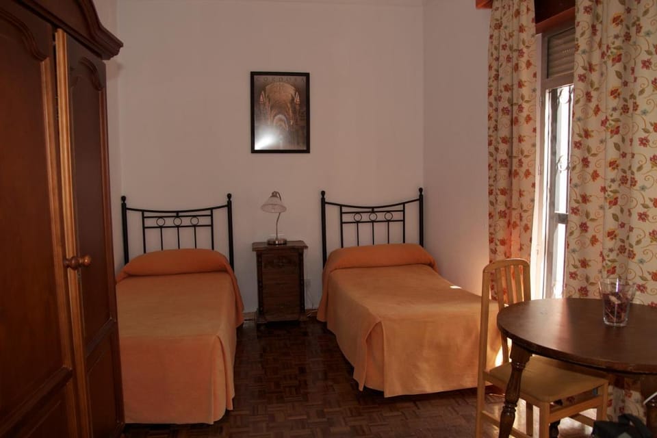 Pension Catedral Bed and Breakfast in Seville