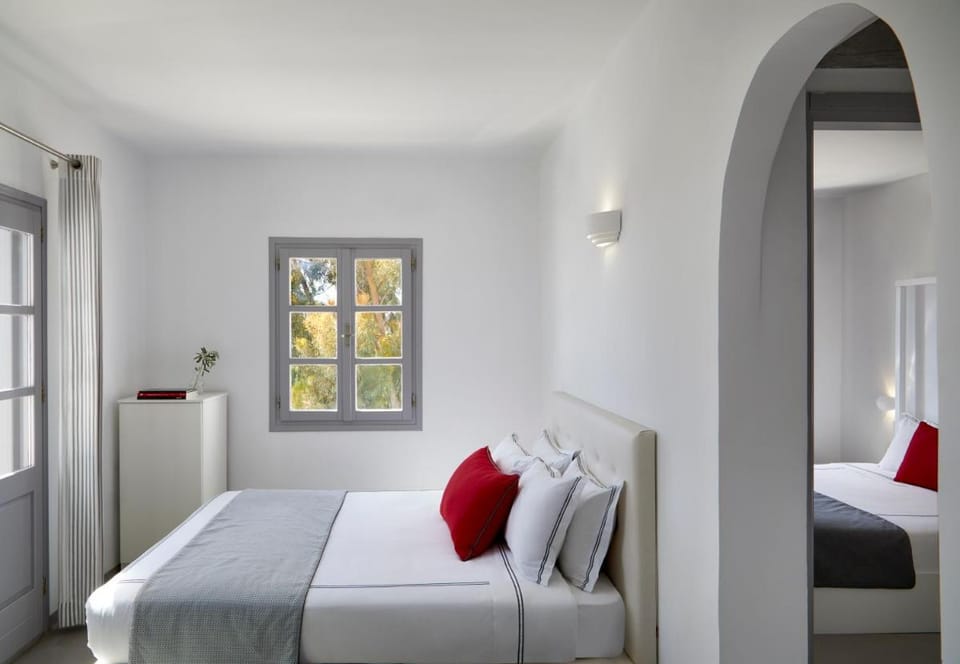 Kalisti Hotel & Suites Hotel in Thera