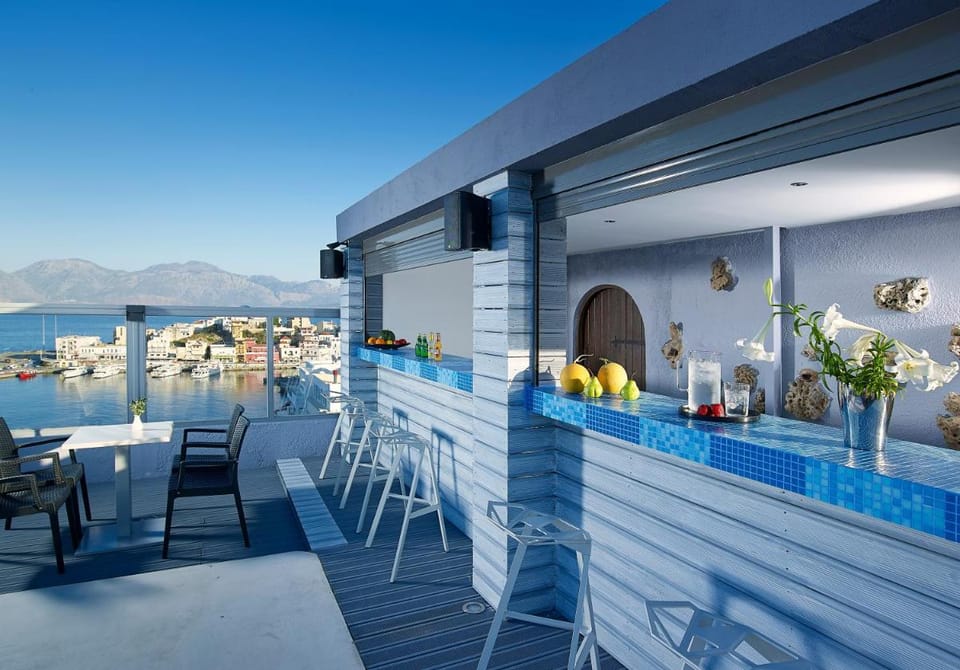 Mistral Bay Hotel Hotel in Akti Koundourou