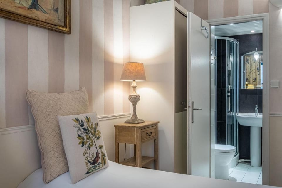 Hôtel de l'Avre Hotel in Paris