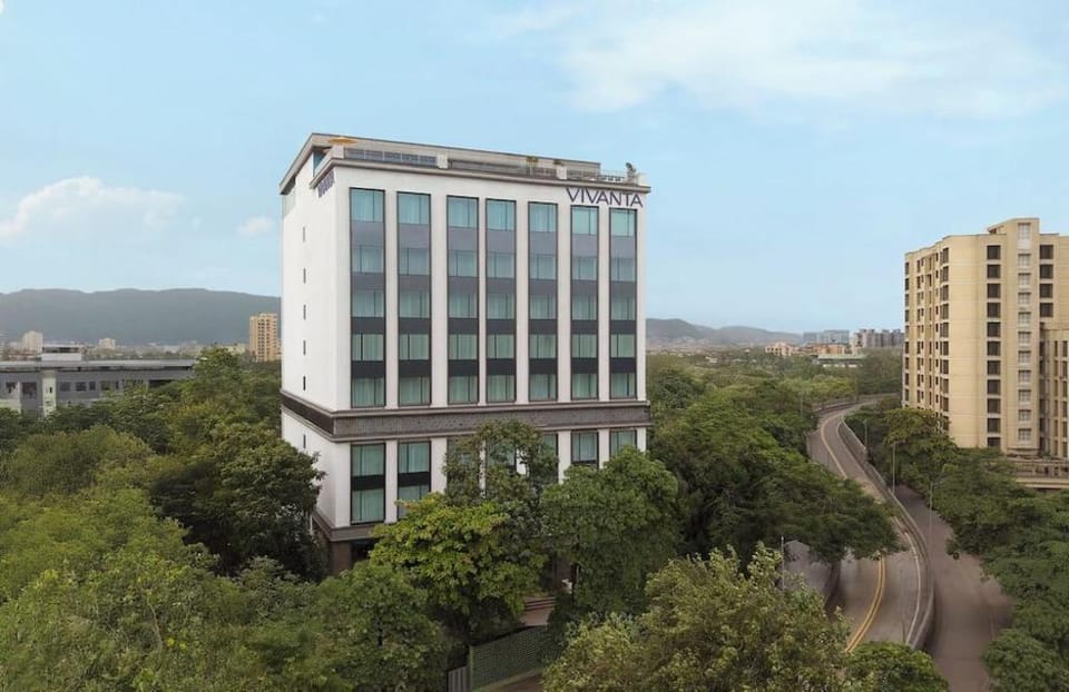Vivanta Thane LBS Road Hotel in Thane