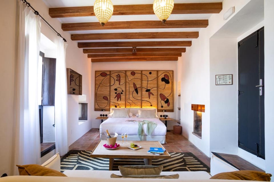 Hotel La Torre del Canonigo - Small Luxury Hotels Hotel in Ibiza