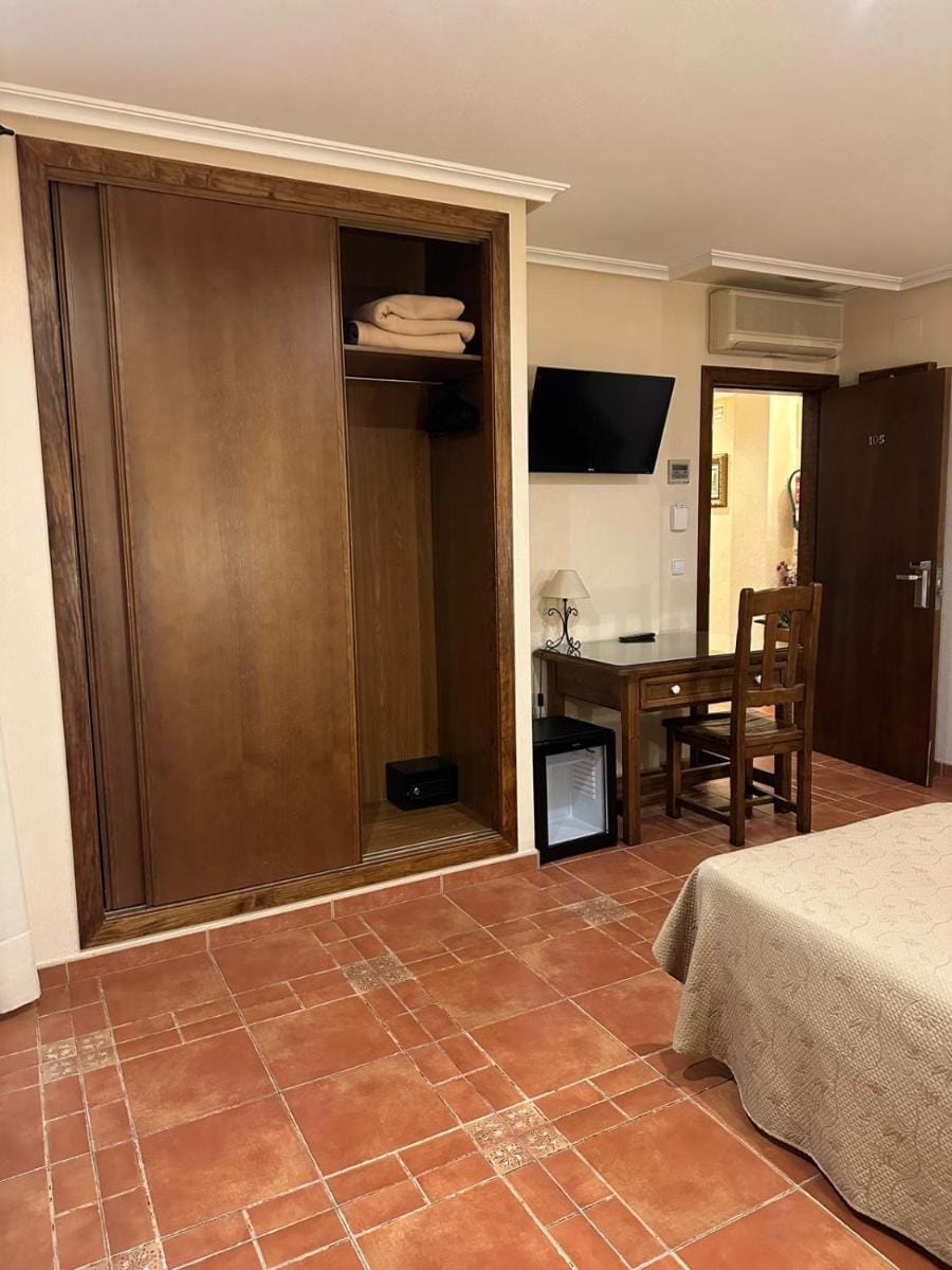 HOTEL Doña Isabel Hotel in Costa Blanca