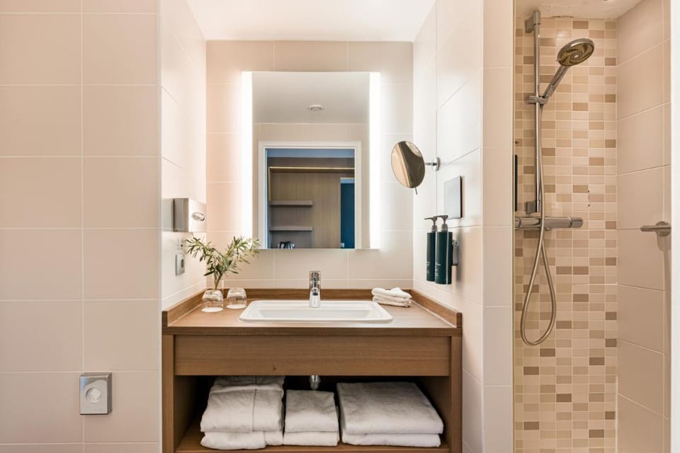 DoubleTree by Hilton Lyon Eurexpo Hotel in Auvergne-Rhône-Alpes