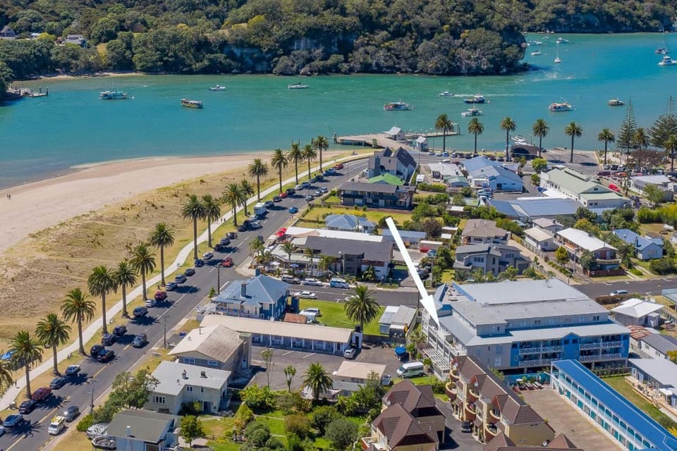 Crow's Nest Apartments Apartment in Whitianga