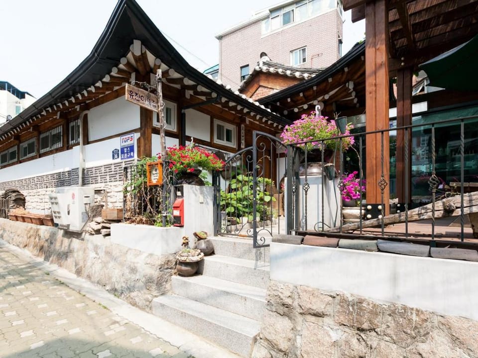 Hanok Eugene's House Dongdaemun Hotel in Seoul