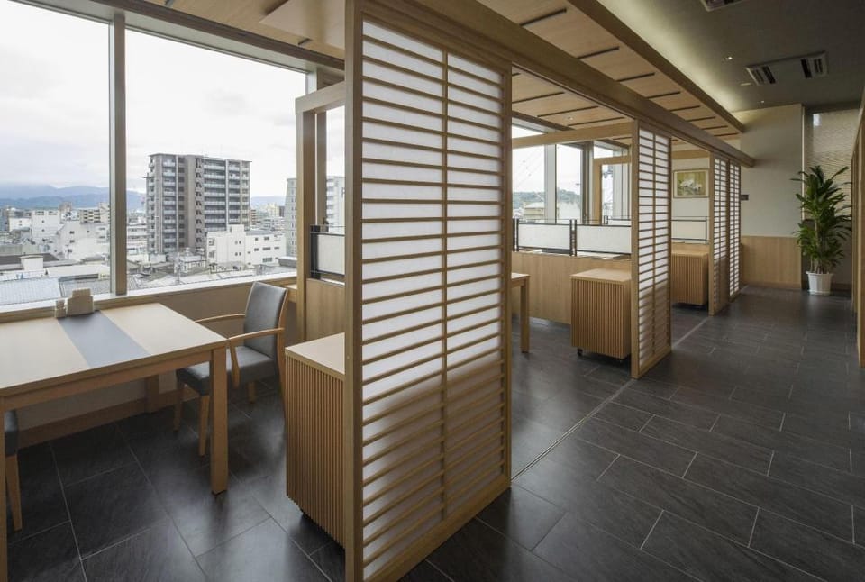 Kowakuen Haruka Ryokan in Japan
