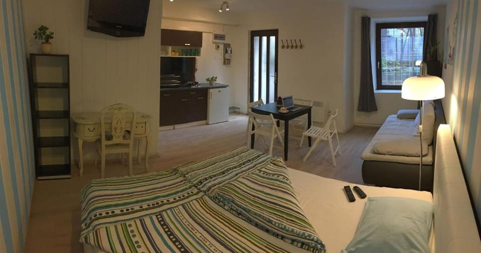 Baroque Hostel & Coworking Hostel in Budapest