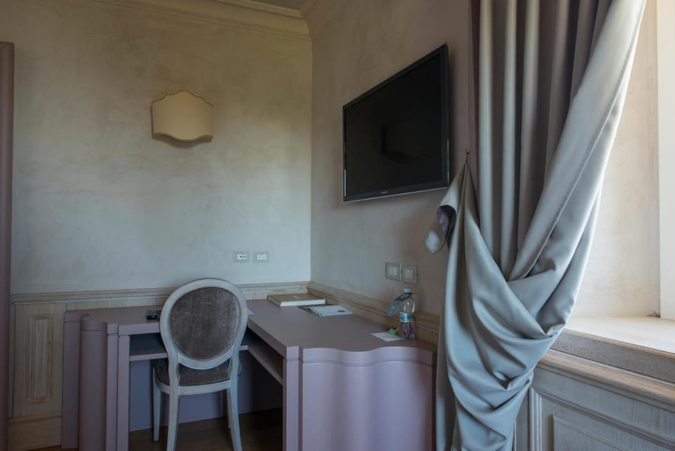 Villa Lattanzi Hotel in Marche