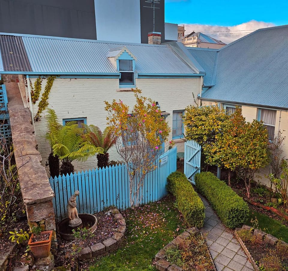 The Lodge on Elizabeth Bed and Breakfast in Hobart