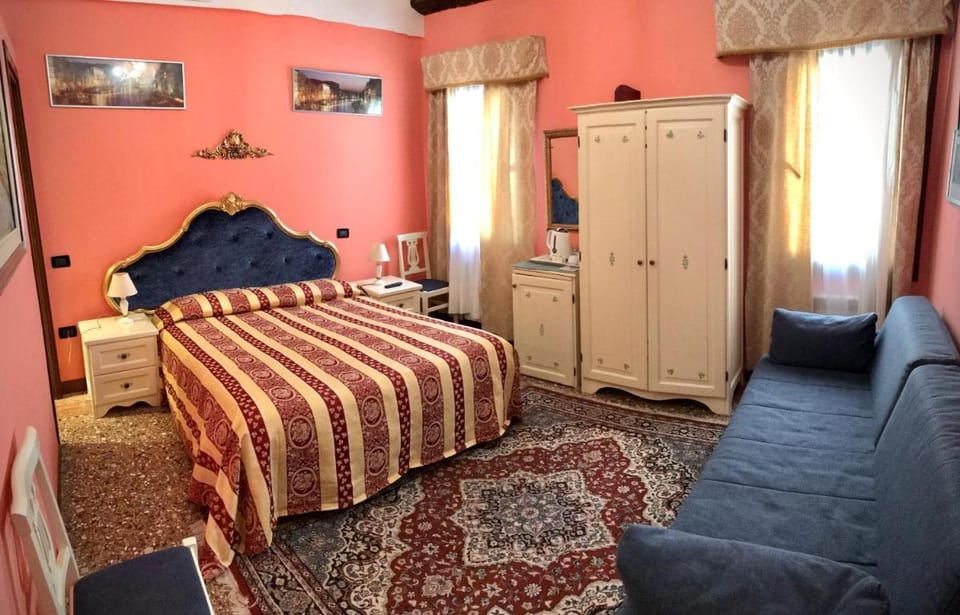 Alloggi Serena Bed and Breakfast in Venice