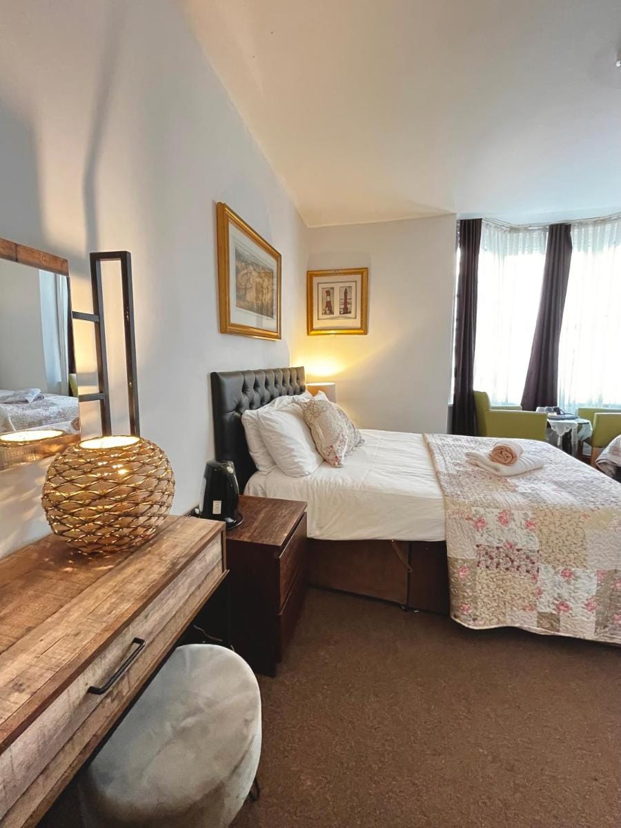 Old Palace Guest House Bed and Breakfast in Brighton