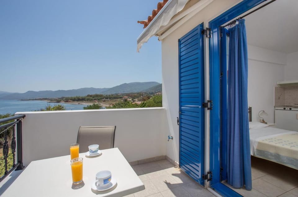 Venti Seaside Adult Hotel Apartment hotel in Islands